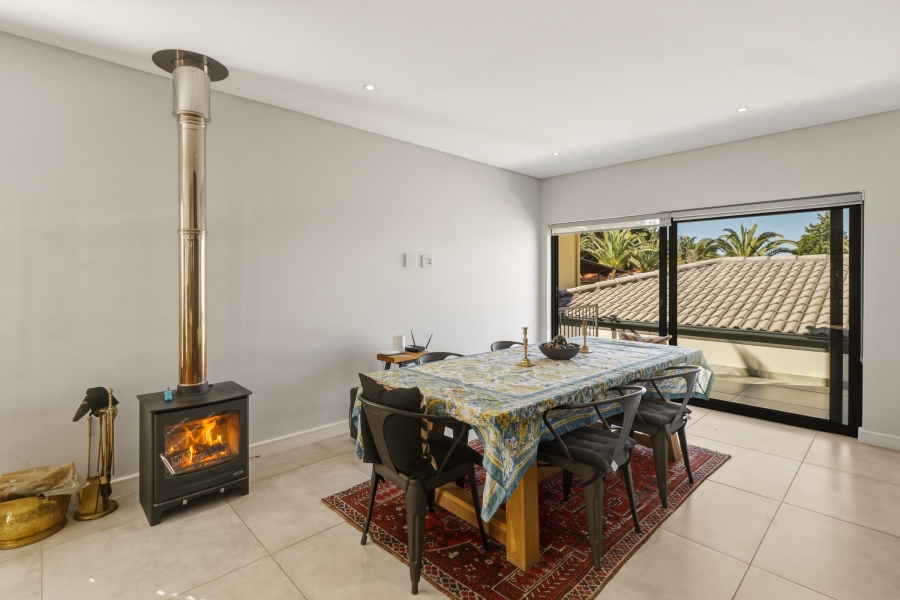 4 Bedroom Property for Sale in Somerset Ridge Western Cape